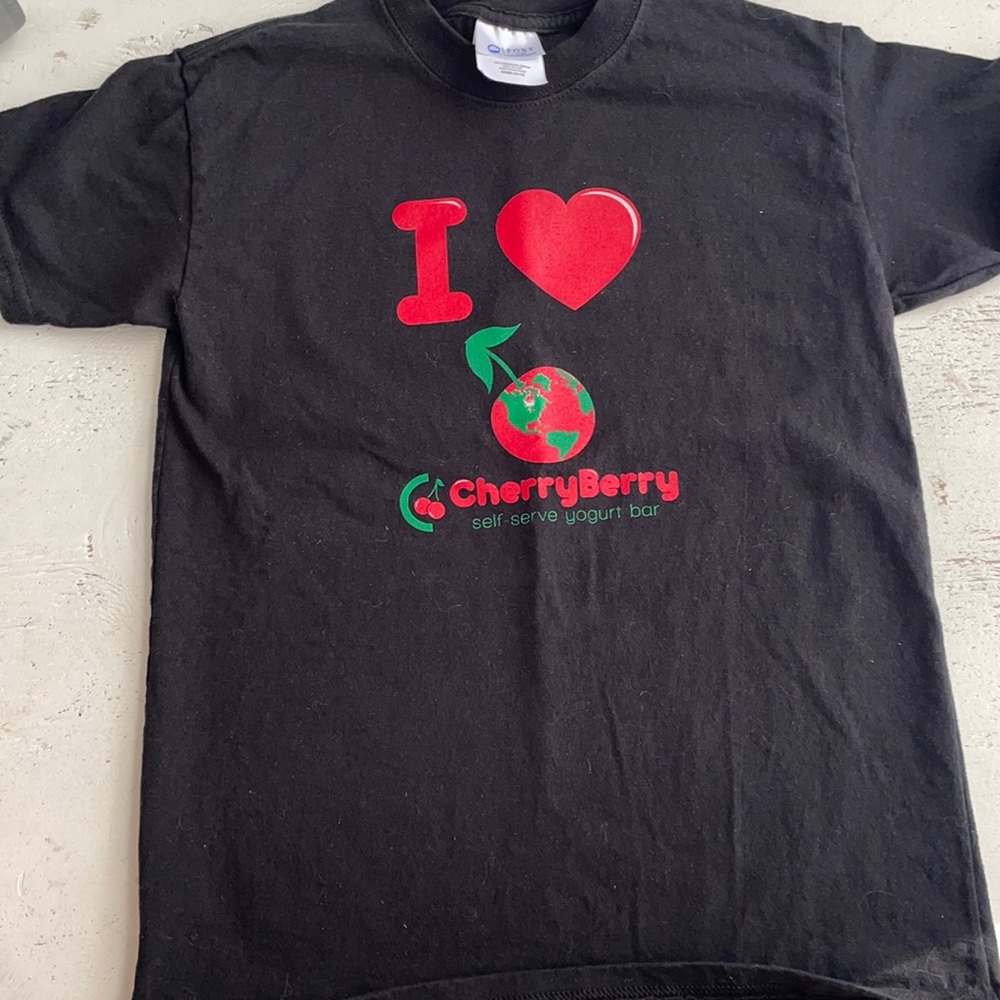 [ Cherry Berry Frozen Yogurt Black Shirt ] M 10-12